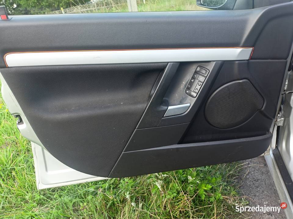 Boczki Drzwi Opel vectra C GTS HB Wyposażenie wnętrza śląskie Myszków