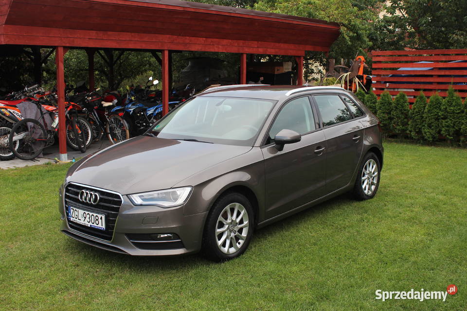 Audi A 3 poj 16 TDI model 2014 2013 książka A3