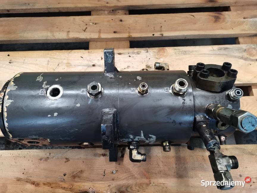 Kolumna obrotu Volvo EW 160B Wilkowo