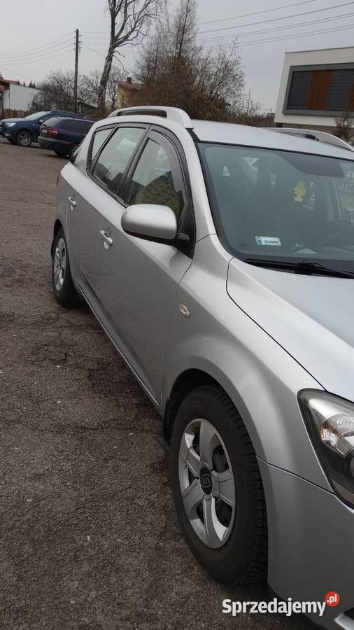 KIA CEED KOMBI 16 crdi SALON ZADBANA LIFT