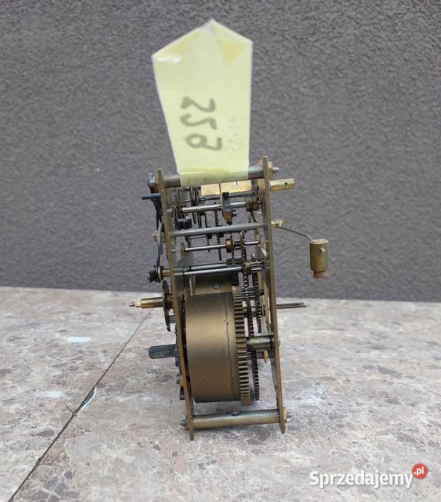 529 Mechanizm starego zegara ściennego Dufa P46 Tczew