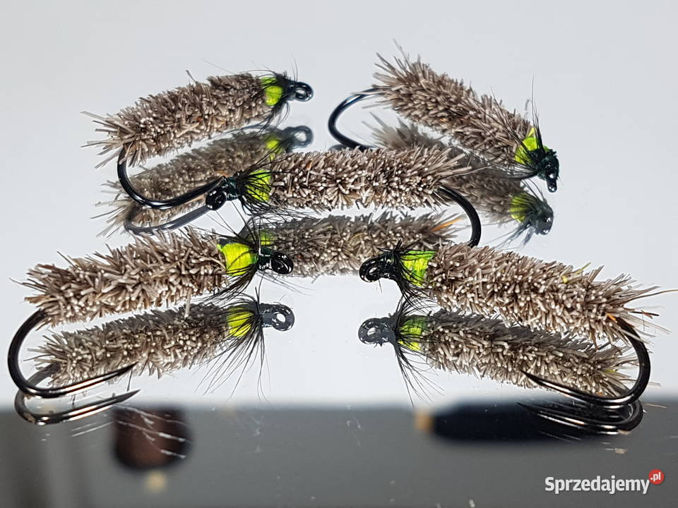 Sztuczne muchy domkowce Leśna