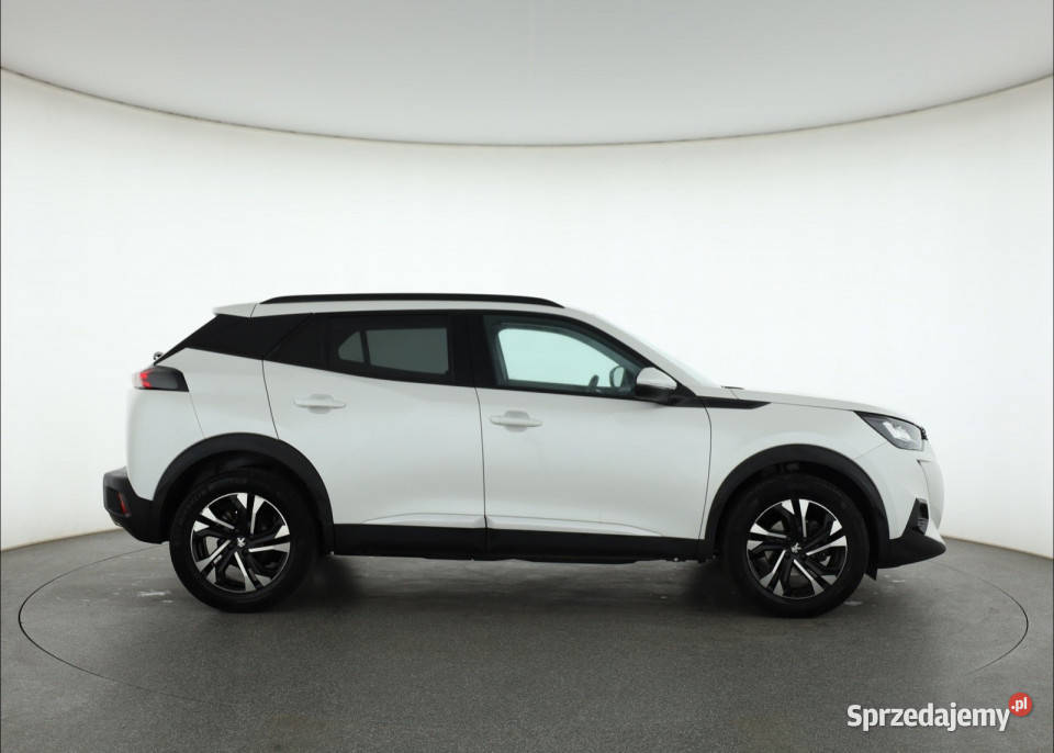Peugeot 2008 12 PureTech wielofunkcyjna kierownica