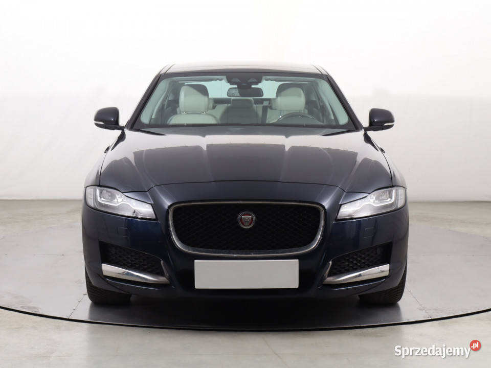 Jaguar XF 25d AWD Katowice