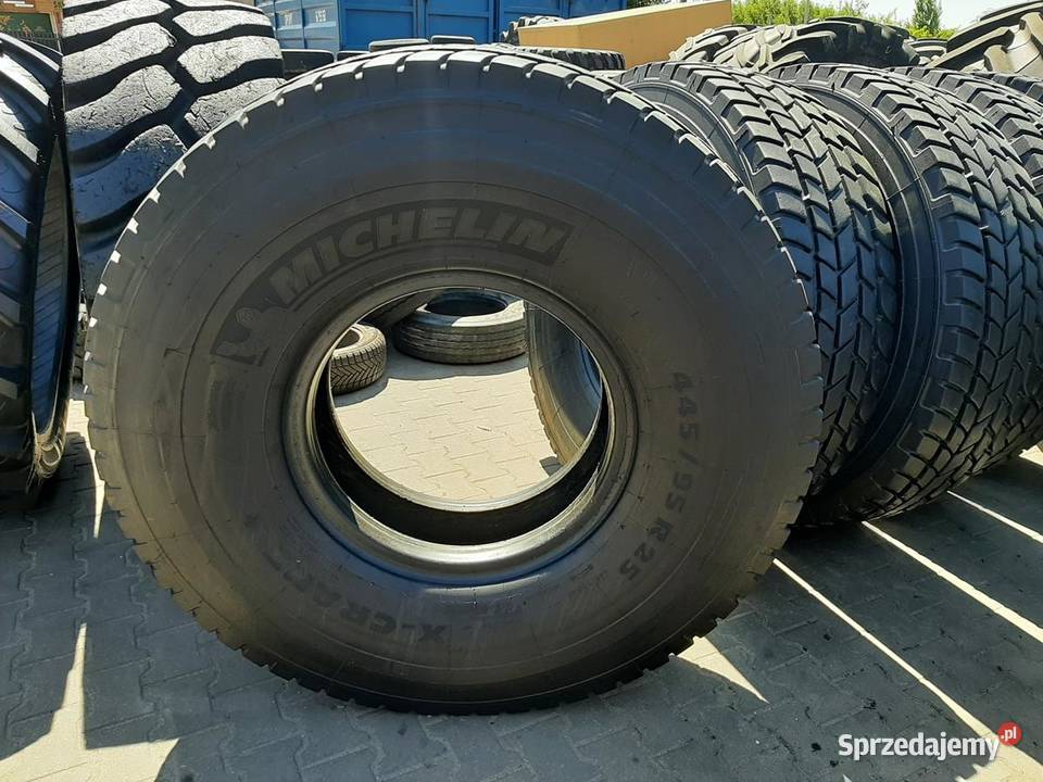 Opona używana przemysłowa 44595R25 MICHELIN Zaścianki