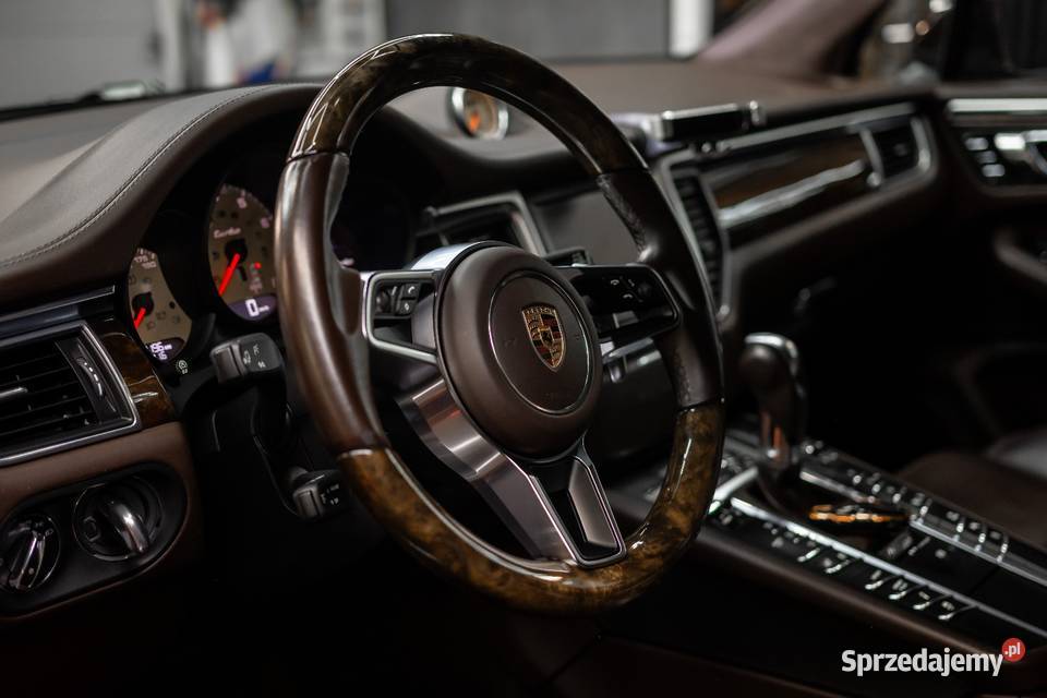 Porsche Macan Turbo nieuszkodzony