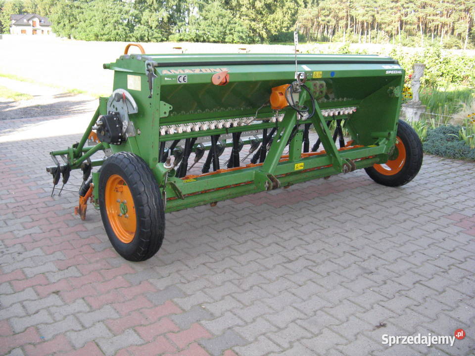 Amazone AD302 siewnik zbożowy talerzowy zestaw Sobiesęki sprzedam