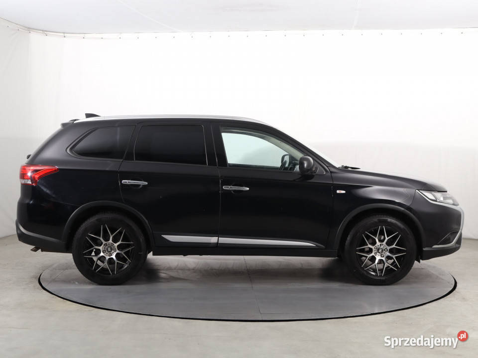 Mitsubishi Outlander 20 isofix