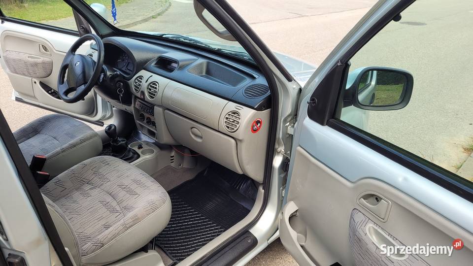 RENAULT KANGOO LIFT 12B OPŁACONY Z NIEMIEC KLIMA srebrny Kangoo świętokrzyskie Końskie