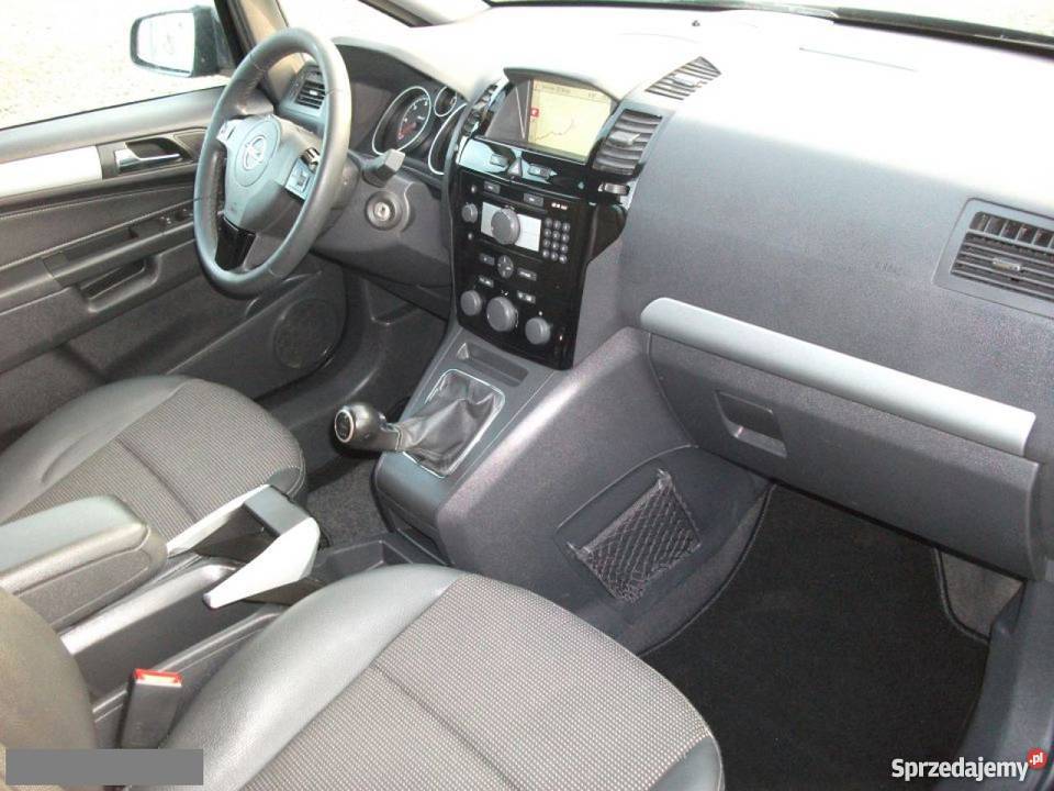 Na sprzedaż Opel czarny 1700cm3 łódzkie Opoczno sprzedam