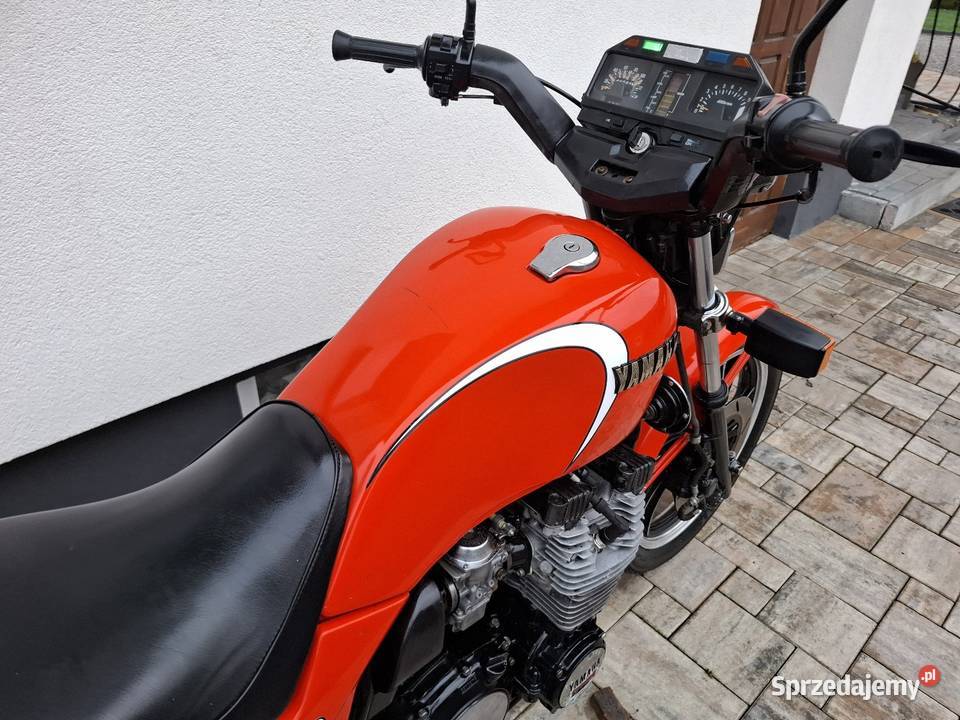 Yamaha xj 750 seca 1985 81koni VAT marża Chobrzany
