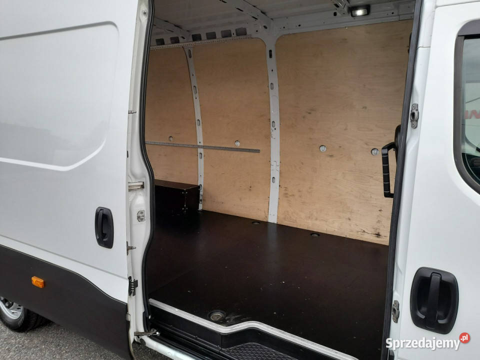 Iveco Daily 35S14 Maxi serwisowany w ASO Himatic bluetooth Lipiany