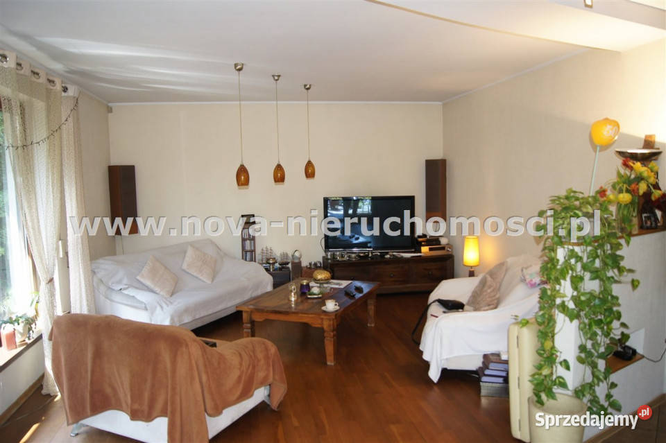 sprzedaży domu wolnostojącego 310m2 Rybnik sprzedam