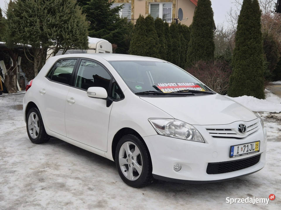 Toyota Auris 2012r Lift 16B 132 1 Właściciel Auris Radom sprzedam