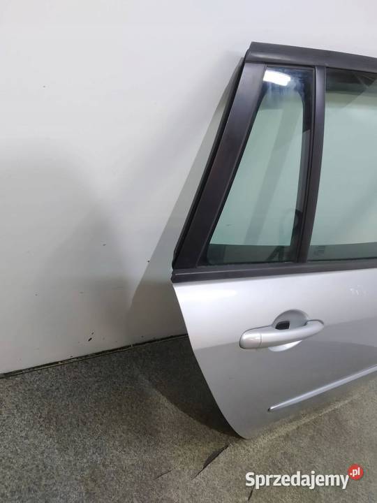 DRZWI PRAWE TYŁ KOMBI TED69 Renault Laguna III Drzwi