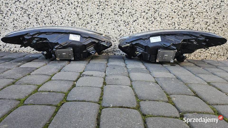 RENAULT CAPTUR I LIFT 1719 Lampy Przód Full Led osobowe Szarów