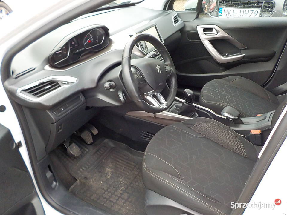 Peugeot 2008 16pierwszy właściciel serwis tempomat Olsztyn sprzedam