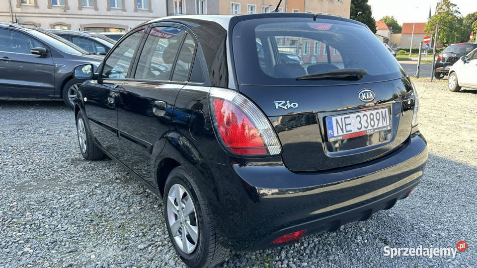 Kia Rio 14 Benzyna Zarejestrowany Ubezpieczony Elbląg