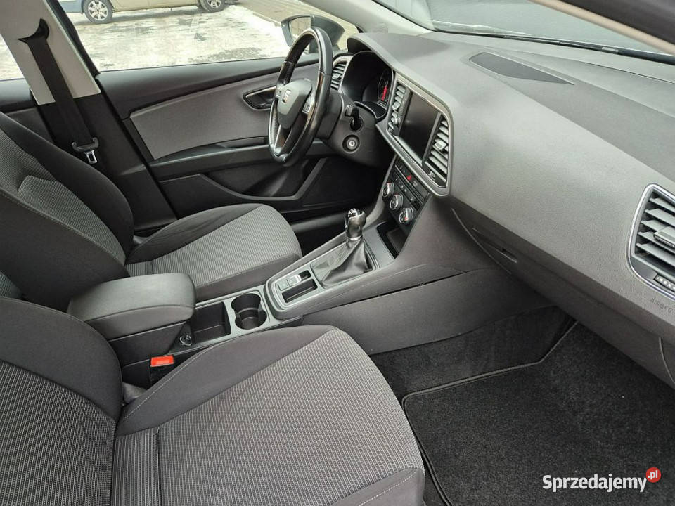 Seat Leon GWARANCJA 12 benzyna TSI 110 carplay elektryczne lusterka Motoryzacja Warszawa sprzedam