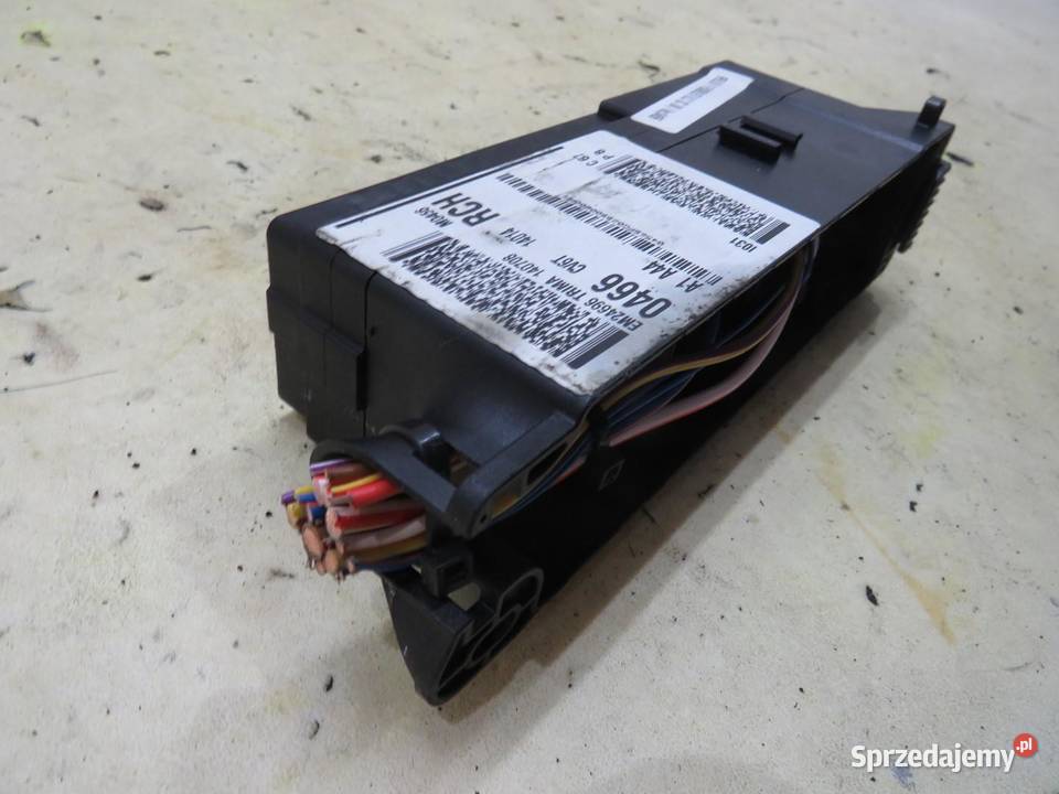 OBUDOWA SKRZYNKA BEZPIECZNIKÓW FORD KUGA MK2