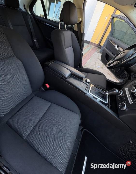 MercedesBenz Klasa C W204 22 200 CDI 7GTRONIC Rok produkcji 2011