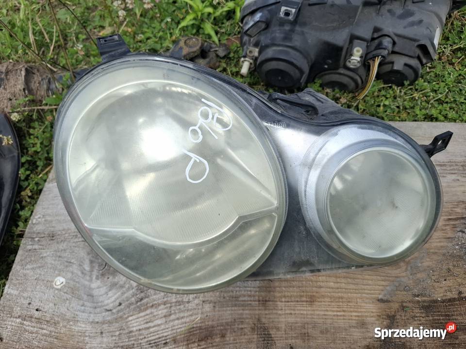 Lampa Prawa Przednia Volkswagen Polo IV osobowe Wisznice