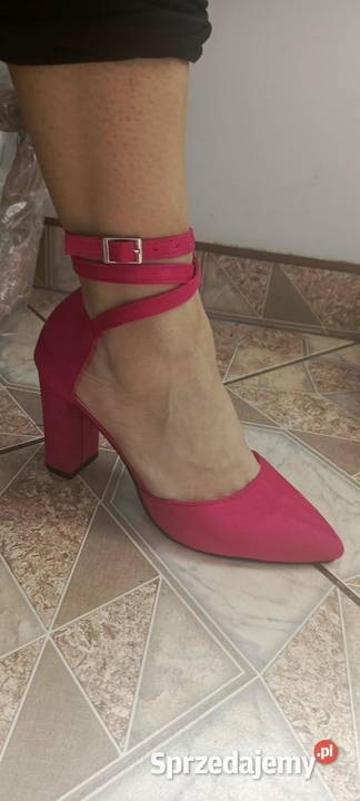 Buty kolor fuksja Zamość