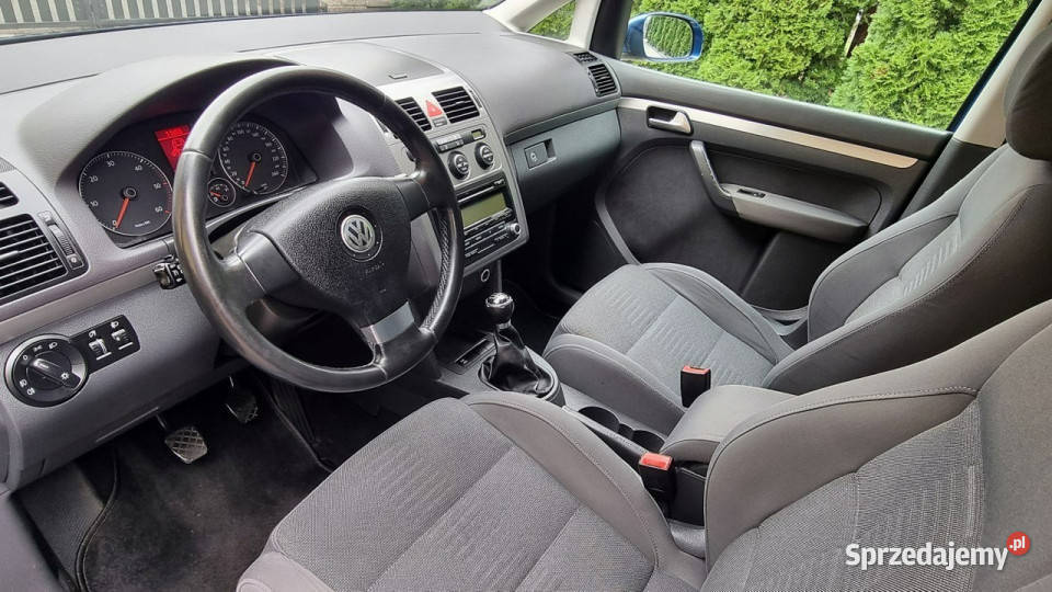 Volkswagen Touran 20 TDI 6 Bieg Klimatron Lift Płońsk
