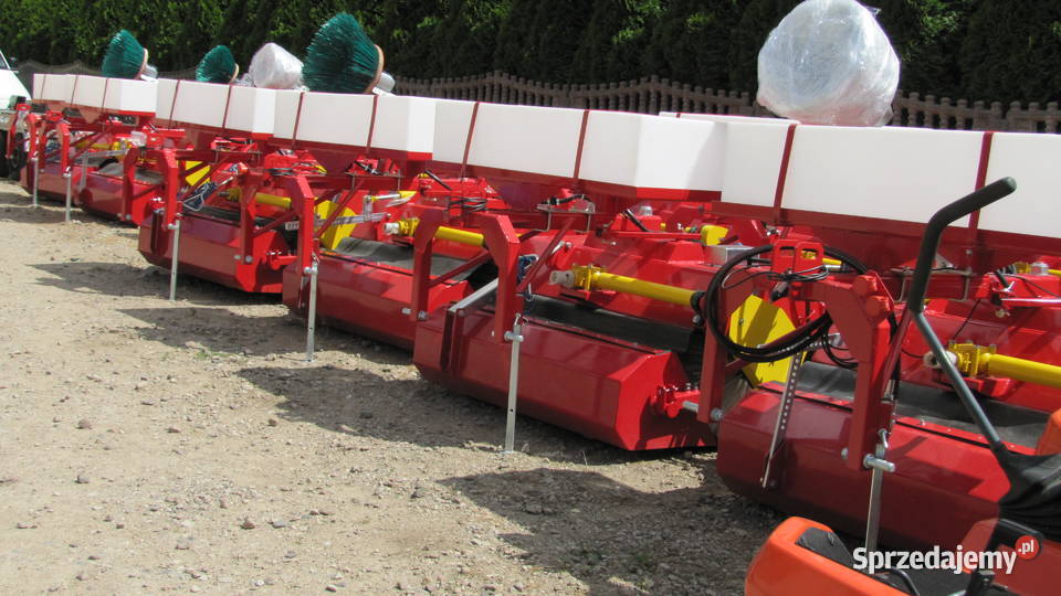 Zamiatarka walcowa 6001200 z koszem traktorek Węgrów