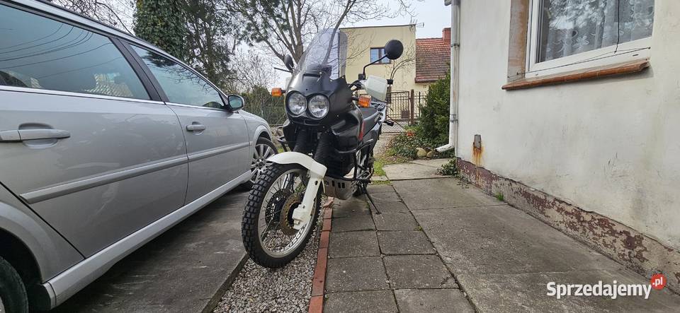 Honda Africa Twin XRV750