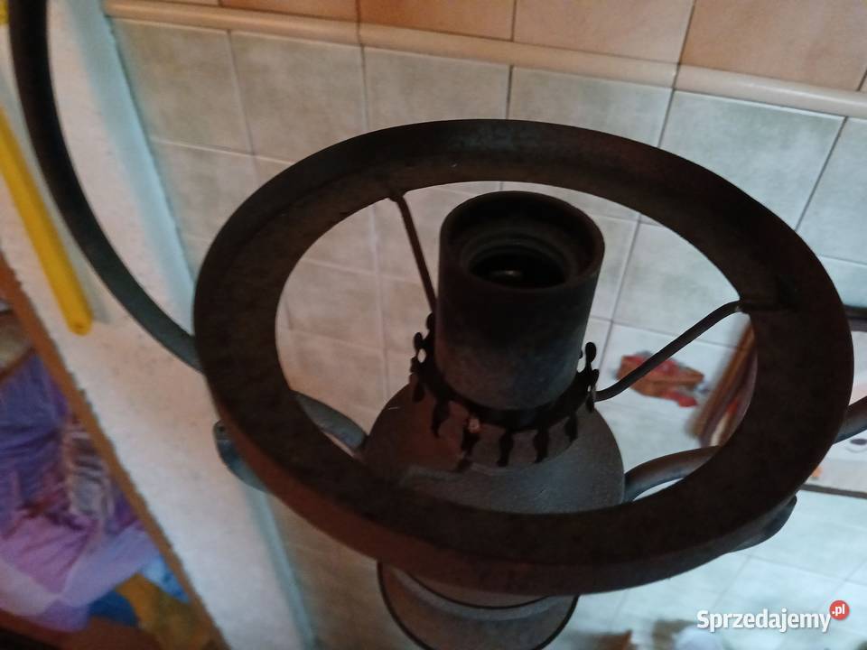 Lampa z epoki do odrestaurowania Całkowita podkarpackie Tarnobrzeg