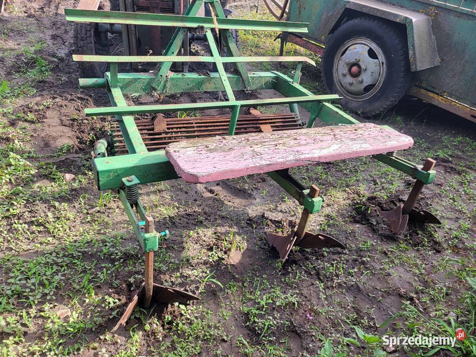 Sadzarka ręczna do ziemniaków kiełkowanych Miedniewice