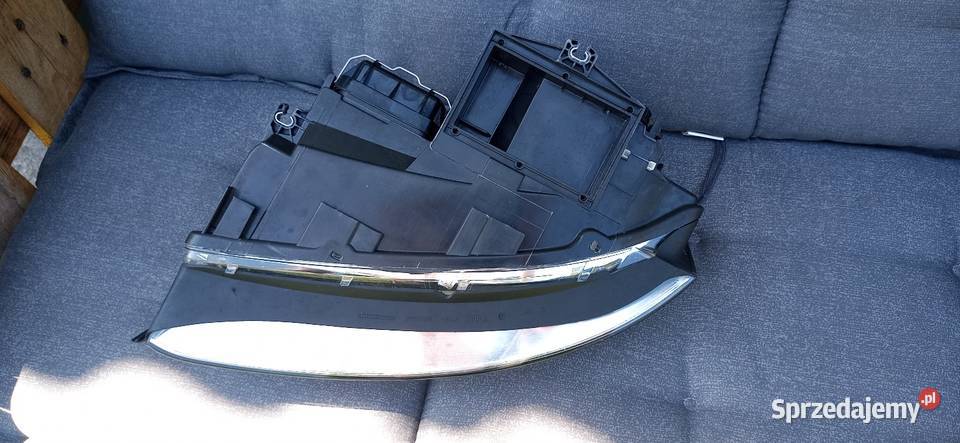 Lampa przednia Audi A4B6 Avant osobowe warmińsko-mazurskie Olsztyn