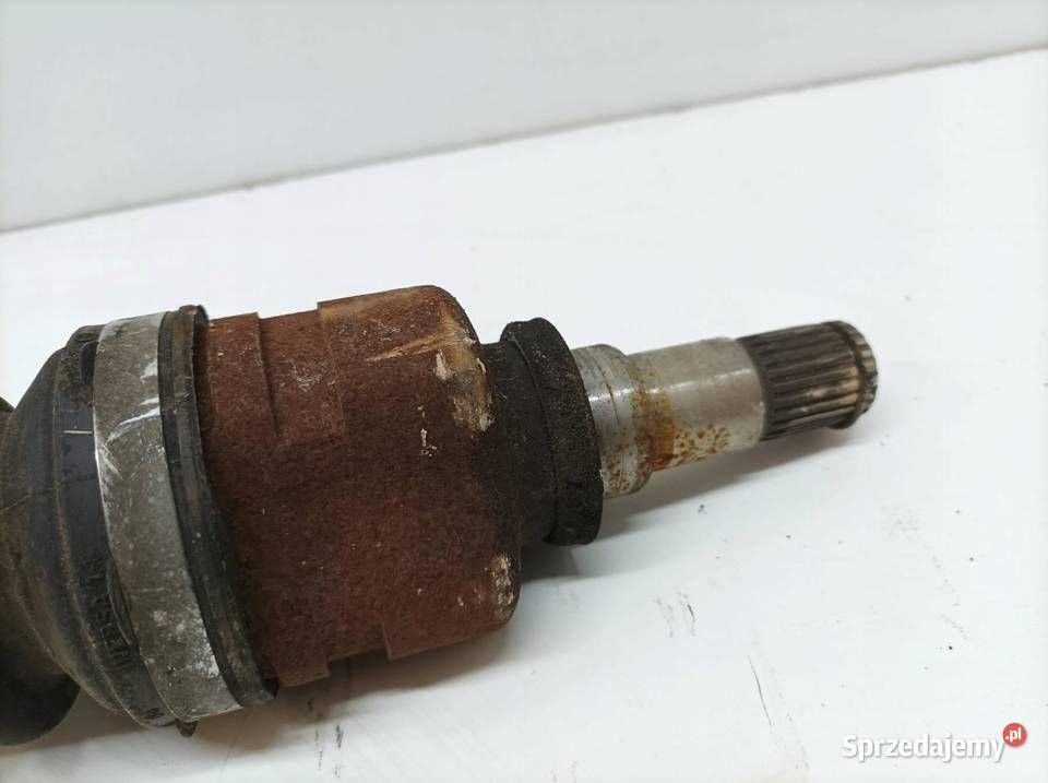 PÓŁOŚ PRAWY PRZÓD 13 B 86 434100D170C Toyota