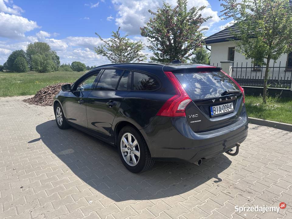 Volvo V60 20 d3 2014 Łapy sprzedam