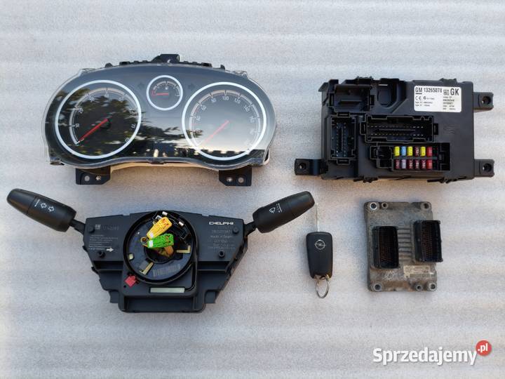 Sterownik Silnika Opel Corsa D 12 16v 55557933