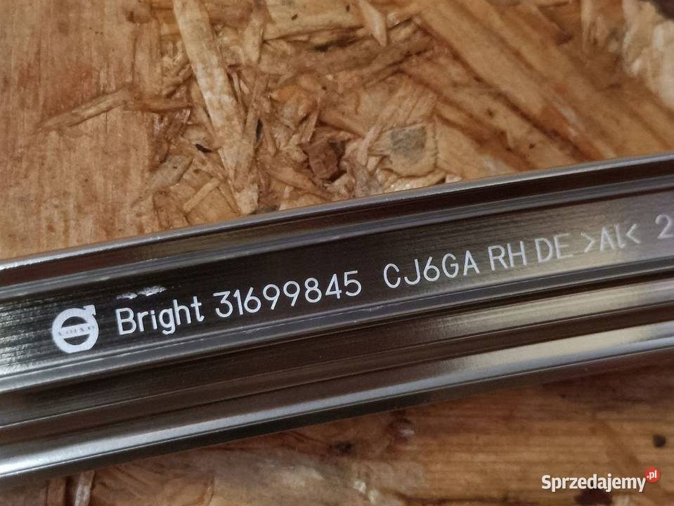 VOLVO XC90 19 LISTWA WYKOŃCZENIOWA CHROM DRZWI osobowe Pleszew