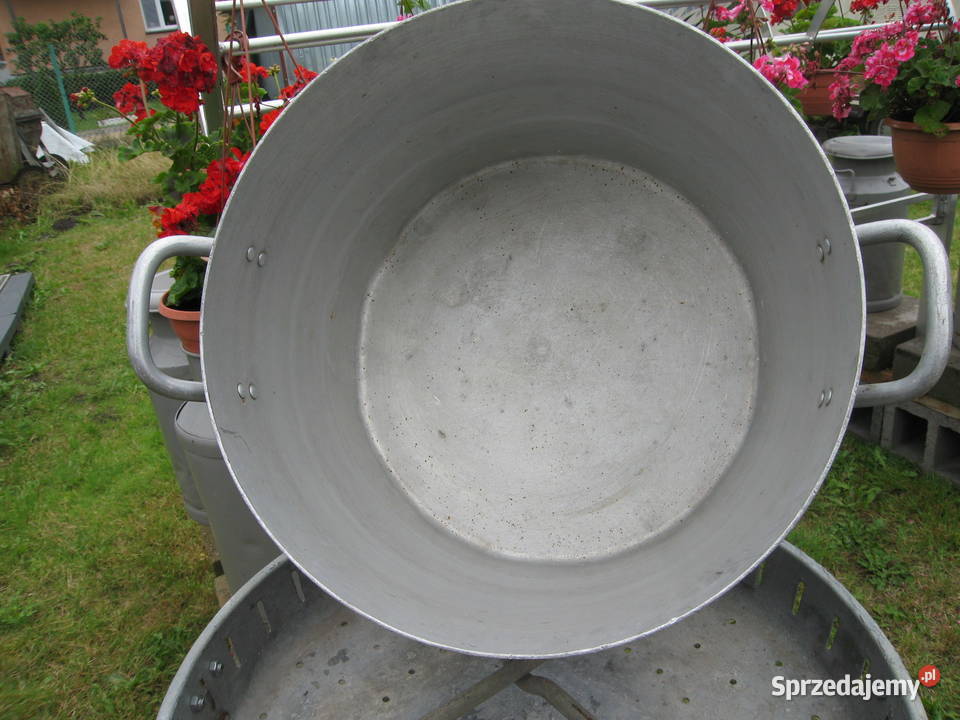 Duży gar kocioł