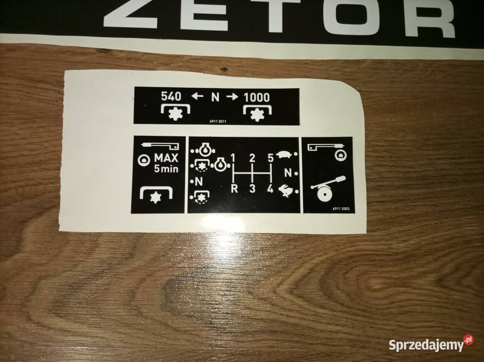 Naklejki na ciągnik Zetor 6911 Koło