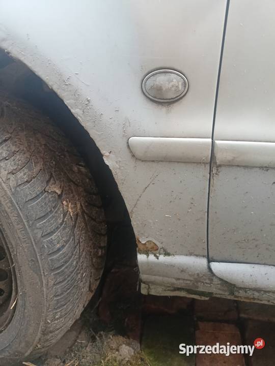 Błotnik Lewy LY7M Audi A4 B5 a13 śląskie