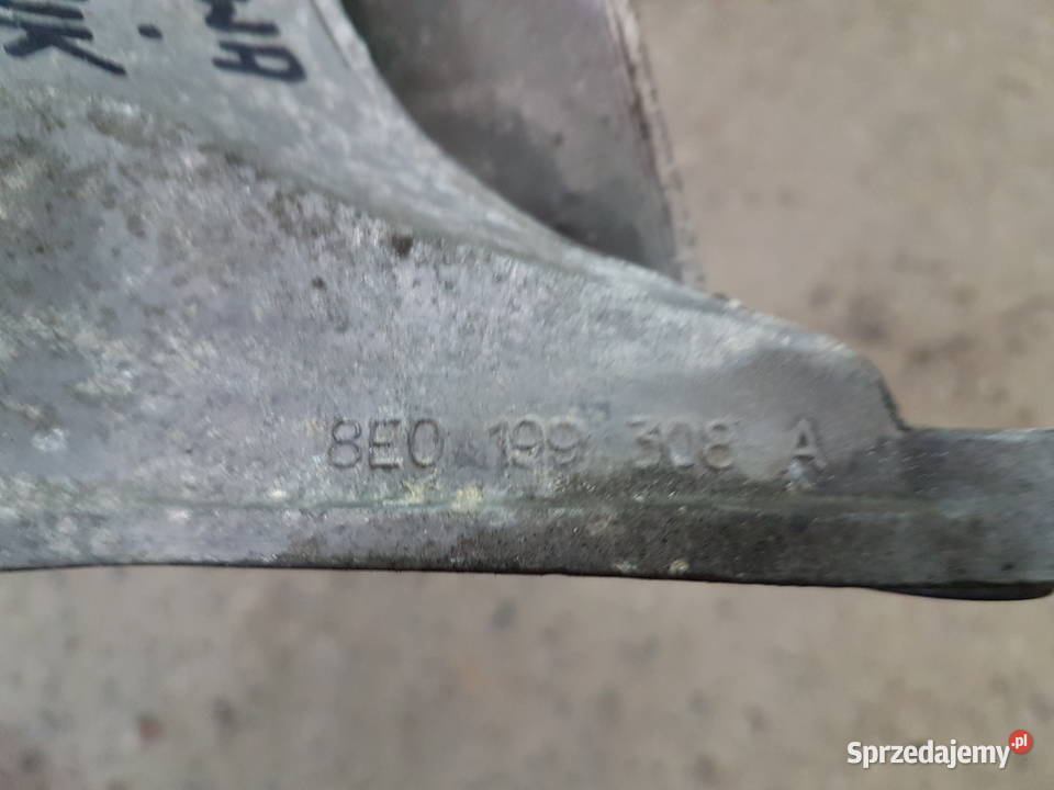 AUDI A4 B6 20 FSI LAPA SILNIKA WSPORNIK PODUSZKA osobowe wielkopolskie Turek