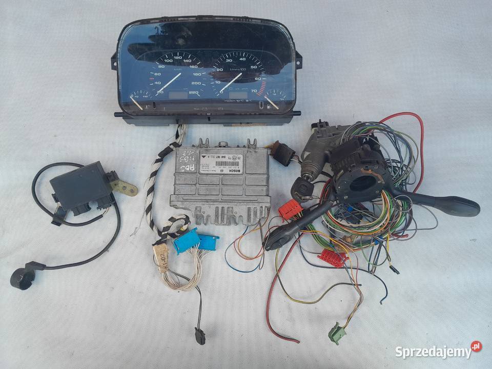 Vw golf III 18 ABS licznik zegary wiazka MFA VDO Nisko