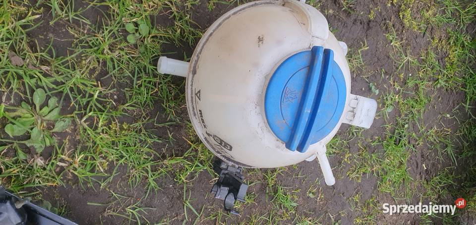 VW POLO 6R 5drzwi podszybie metalowe plus Rok produkcji 2015 Jaworzno