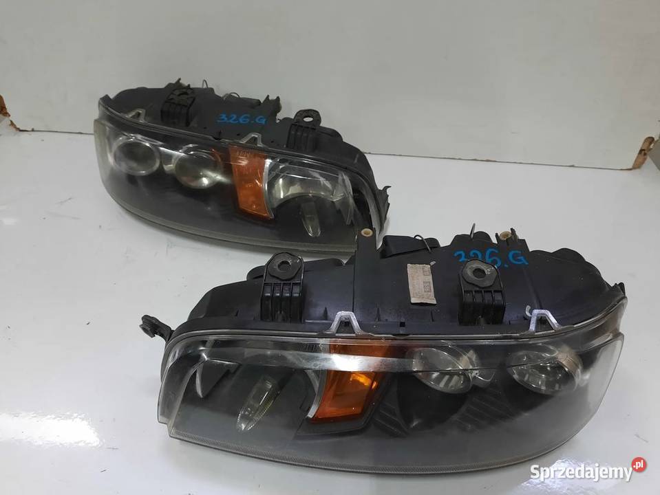 326G FIAT PUNTO II 9903 LAMPA LEWA PRAWA PRZOD osobowe świętokrzyskie Włoszczowa