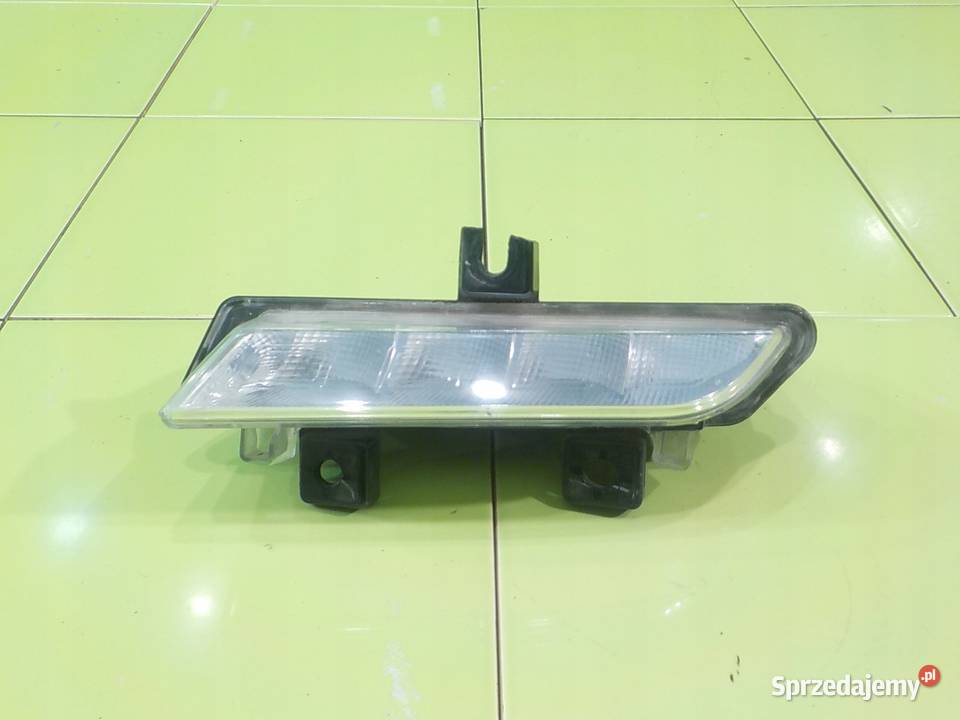 RENAULT CLIO IV HB 5D lampa DRL lewa przod osobowe Światła do jazdy dziennej DRL Suków sprzedam