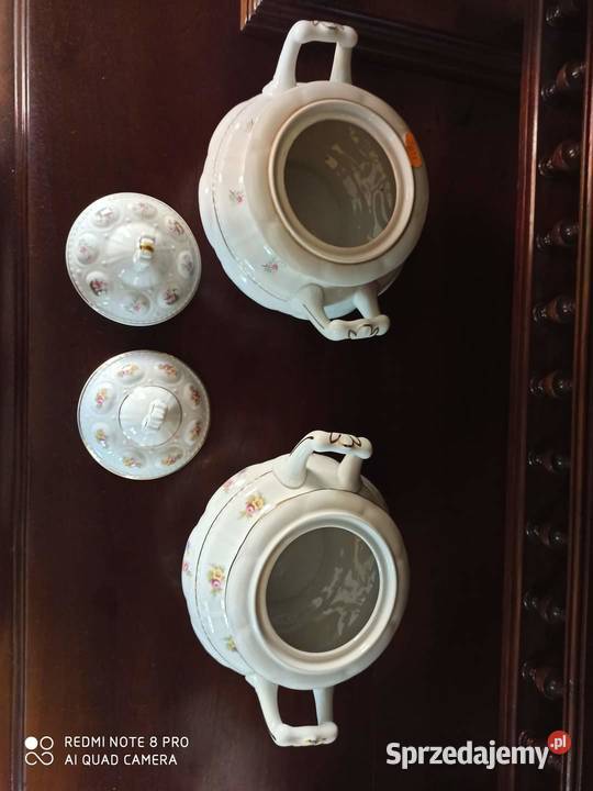 Waza z pokrywką z kwiatuszkami Stara Role Gdańsk