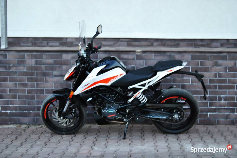 KTM Duke 125 nowy model 2022 II Lift garażowany KTM Łączna