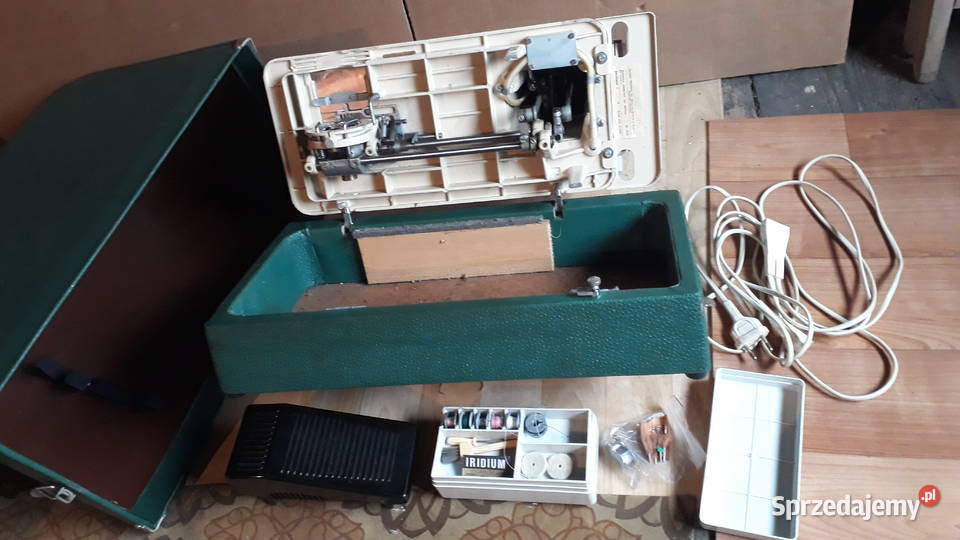 Maszyna do szycia Łucznik walizkowa akcesoriakpl