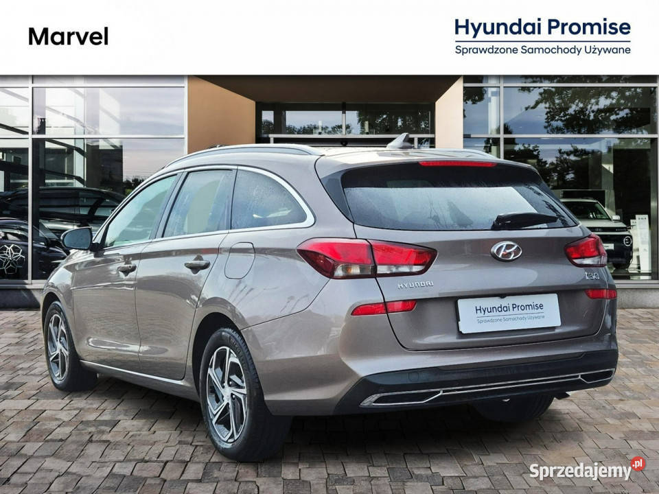 Hyundai i30 10 TGDI 6MT 120 Wersja SMART Salon