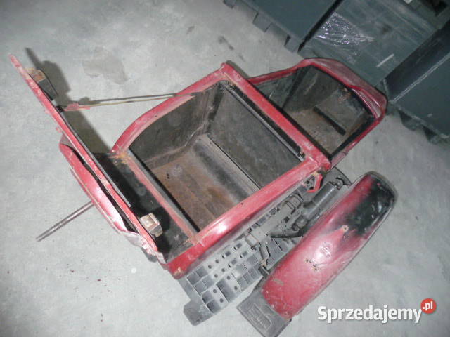 Irbit 1958 Oryginalny kosz do motocykla IRBIT Rok produkcji 1958 Grodzisk Mazowiecki